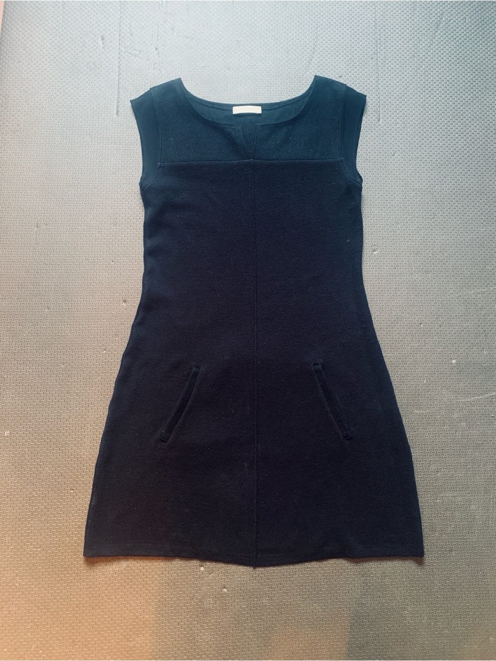 3/$25✨ Vintage Black Sleeveless Dress